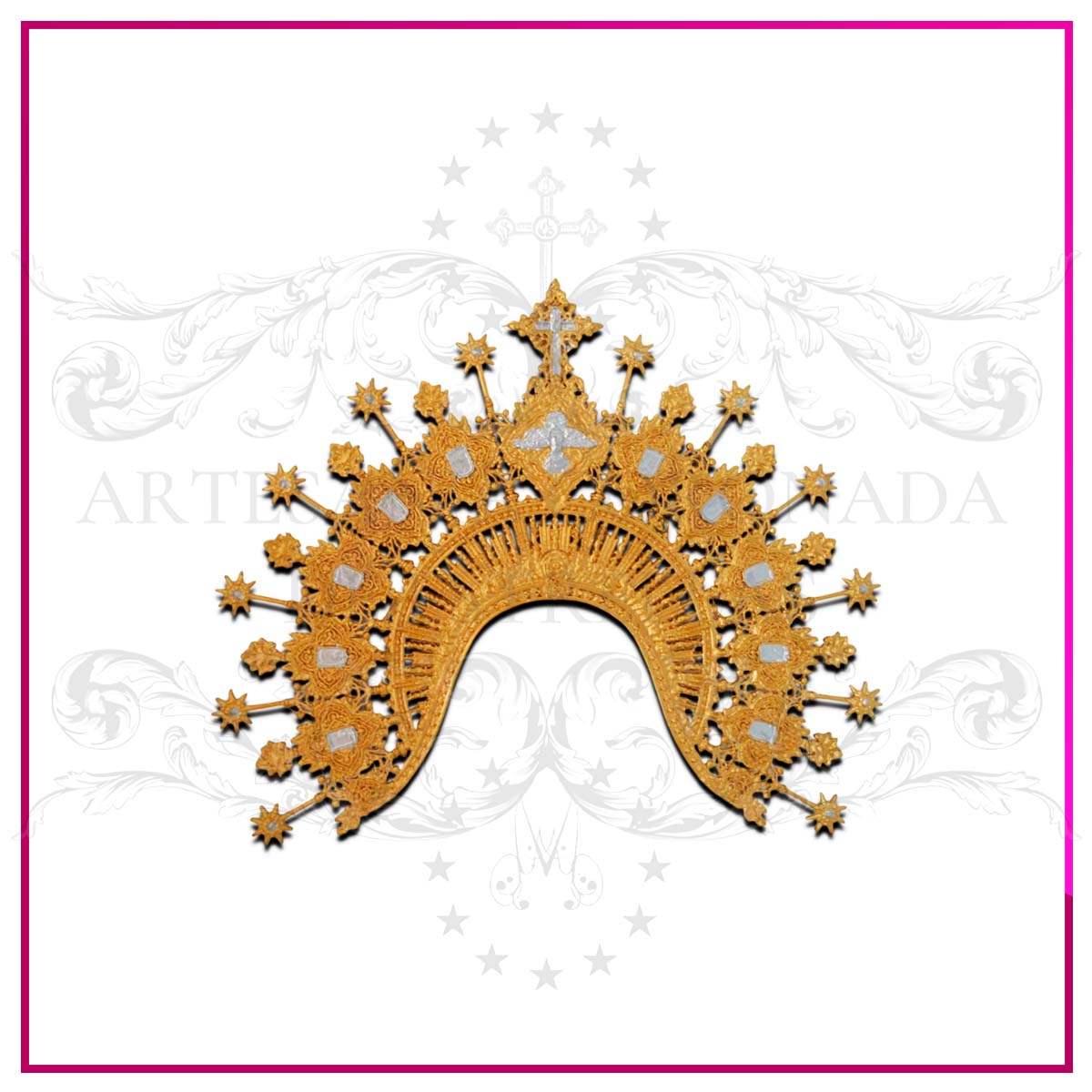 Diadema dorada con ráfagas curvas y estrellas caladas
