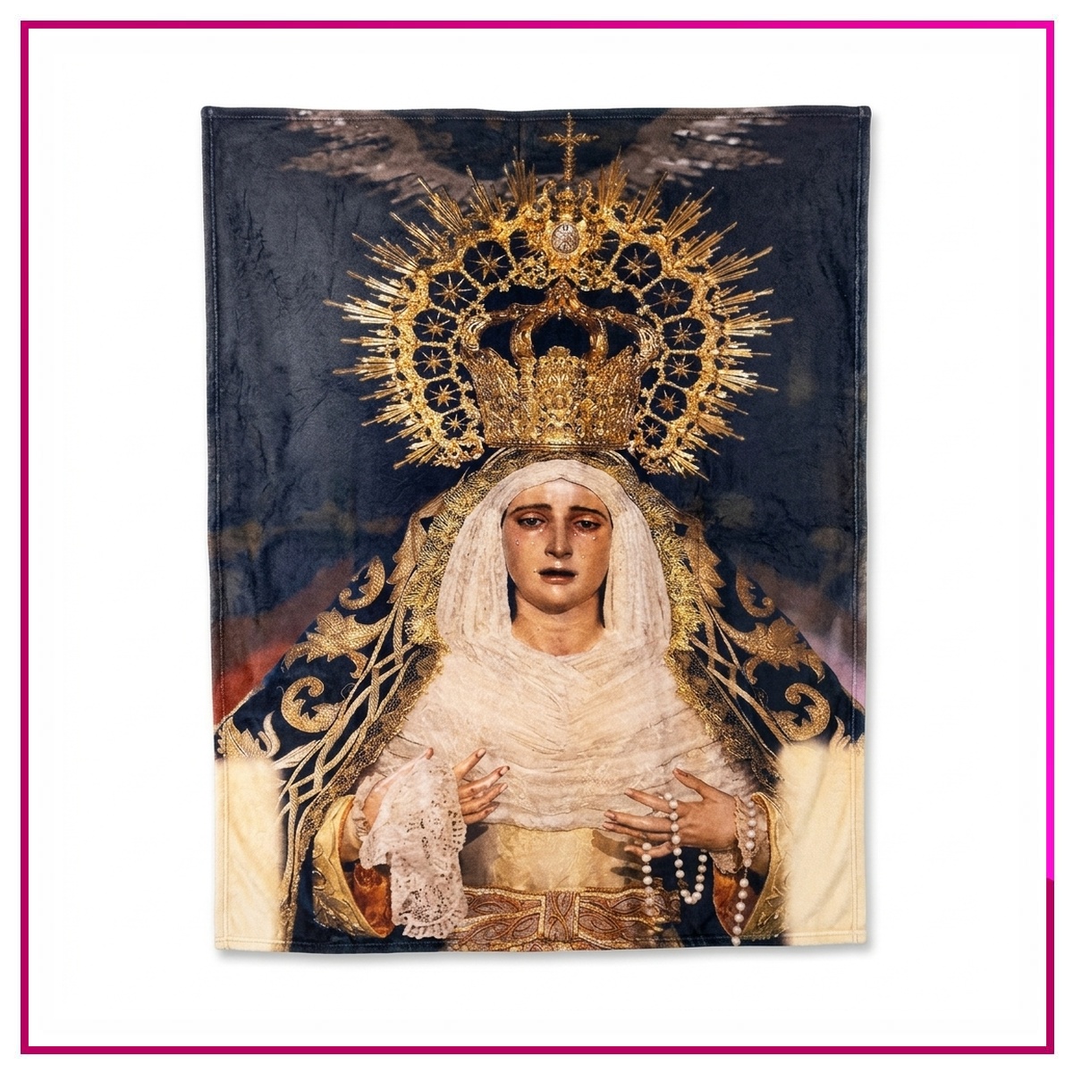 Manta Cofrade Dolores del Cerro Manta Cofrade Dolores del Cerro de tacto extrasuave con impresión a todo color de Nuestra Señora de los Dolores Coronada en Artesanía Coronada de Estrellas